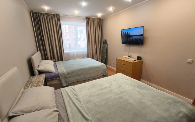Bolshaya dvushka ryadom s vokzalom Flat