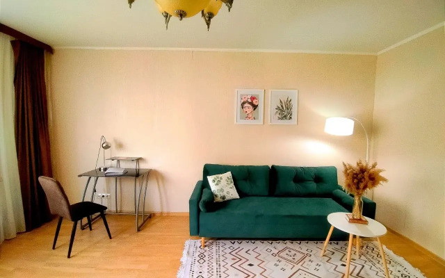 Uyutnye Dvuhkomnatnye s Krasivymi Zakatami Apartments