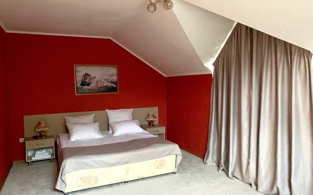 Jamilia Hotel