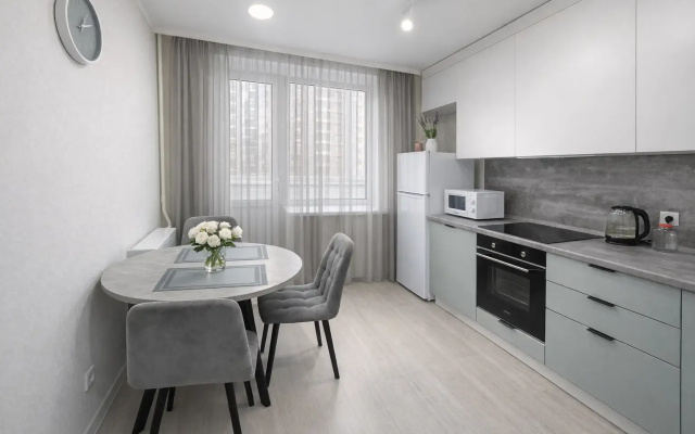 Apartamenty na Pskovskoj 12 do 4 cel. Patnica Set' Posutocnyh Kvartir v Vologde