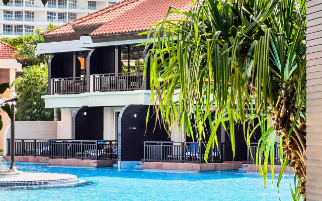 Royal Amwaj Anantaro Private Beach Lagoon Pool Apartment