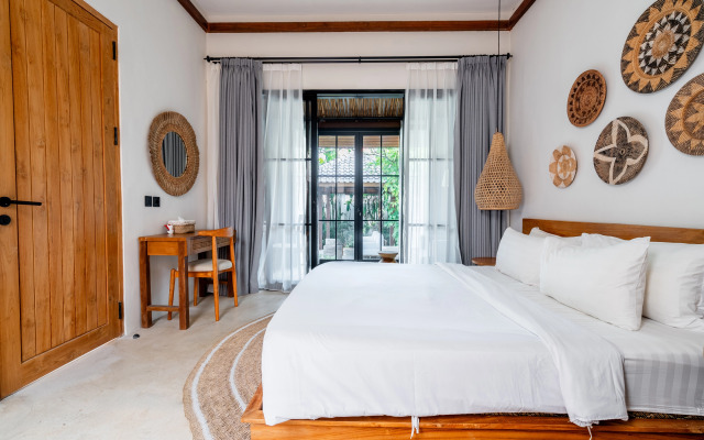 Hijau by EVDEkimi – Charming 2BR Escape with Pool, Outdoor Lounge, Lush Garden – Long Stay Extras Villa