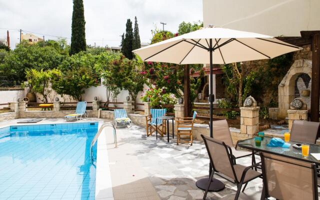 Travelpath Villa