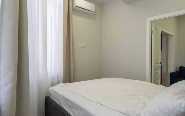 Yevrotreshka na Rakhmaninova Flat