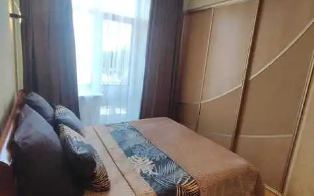 Квартира на Проспекте Карла Маркса 16