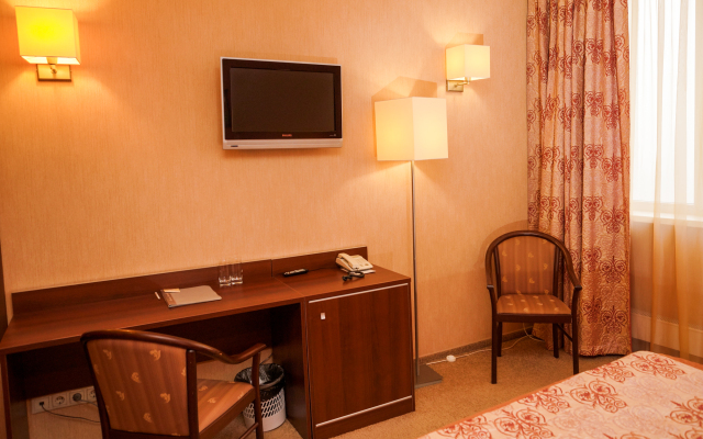 Parus Hotel