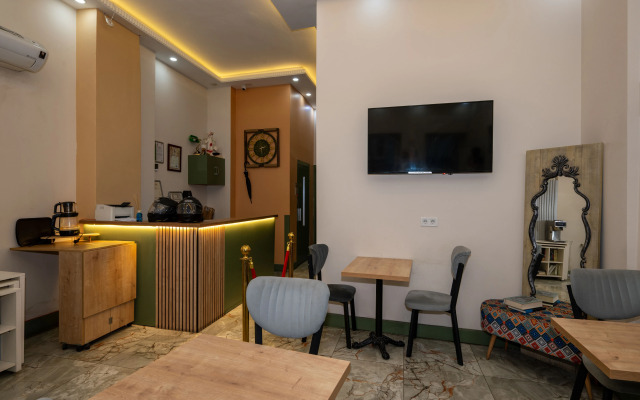 Отель Grand Rafinn