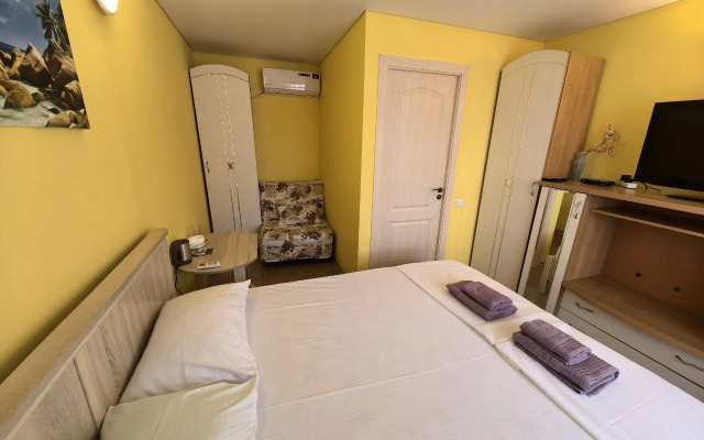 Valencia Guest House