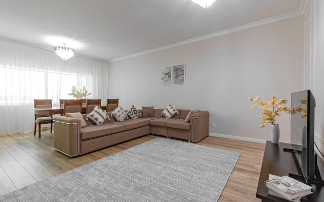 S Panoramnymi Oknami V Tsentre Apartments