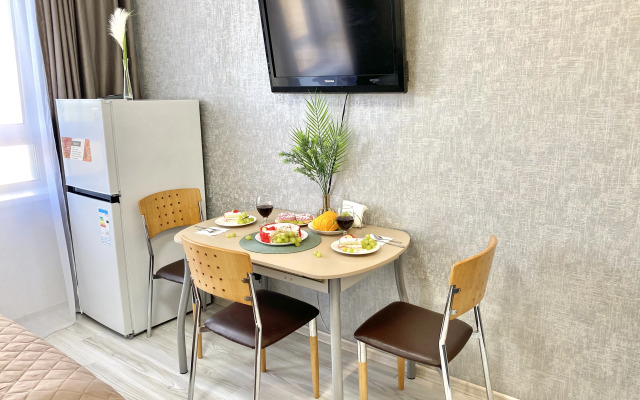 S Vidom Na Zaeltsovskiy Park Apartments