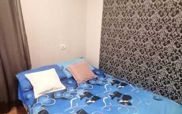 Yantarnye vykhodnye Flat