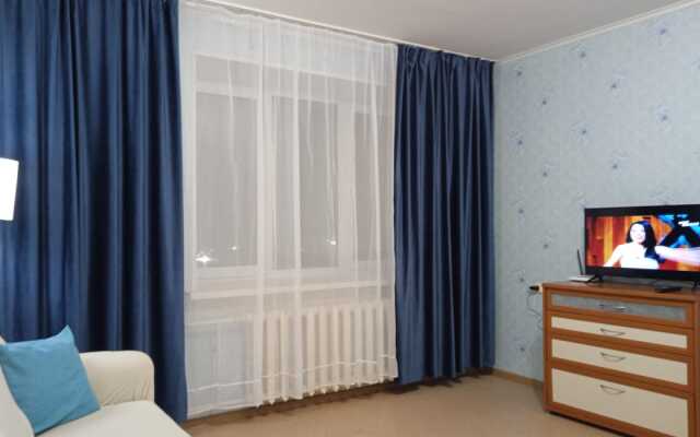 Lazurnaya 17 Flat