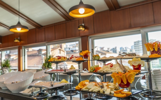 The Bostanci Hotel