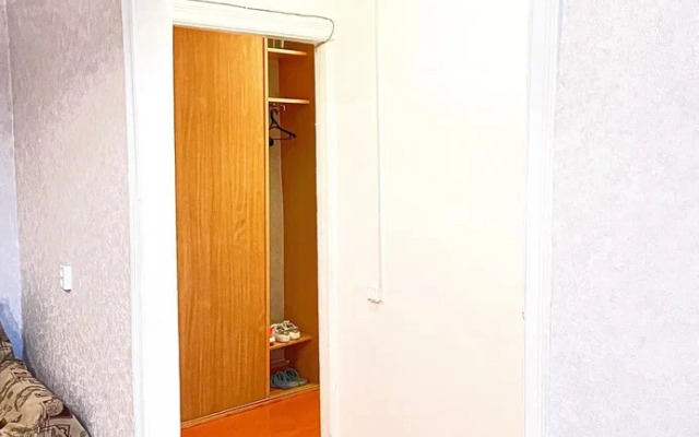 Na Geologicheskoy ulitse 20 Flat