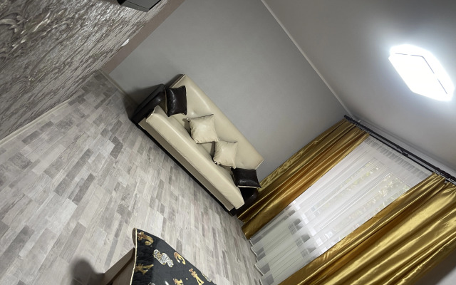 Odnokomnatnyie Krasnaya 52 Apartments