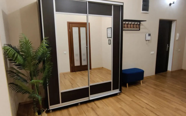 Yevrodvushka na Solnechnoy (Samara) Flat