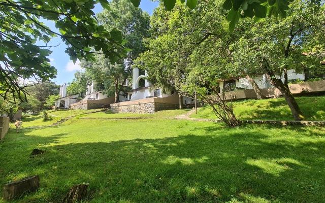 Polonezköy Country Club & Accommodation in the Wildlife Park