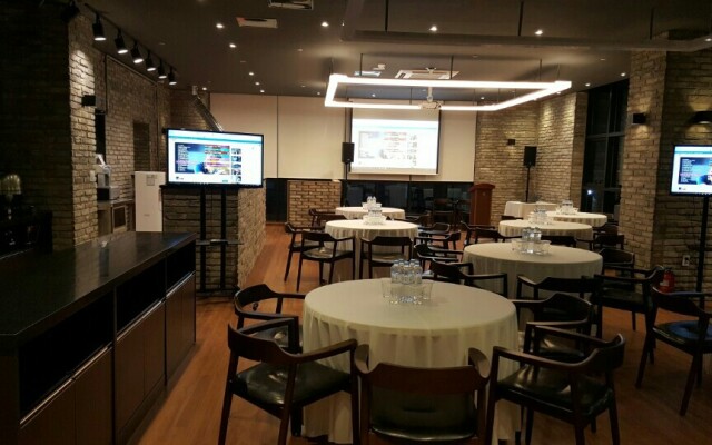 Vella Suite Hotel Suwon