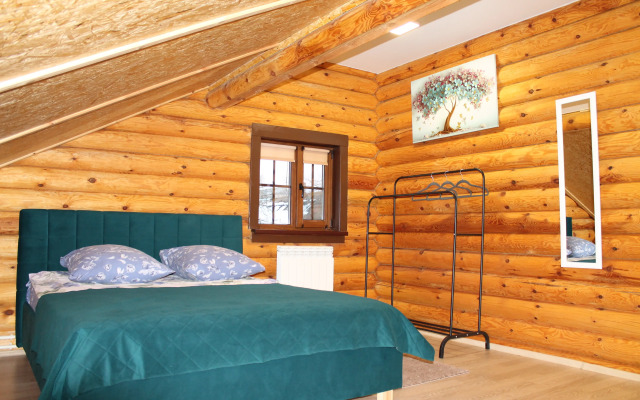 Lyubyatovo 3 km Ot Centra S Banej Na Drovah Guest House