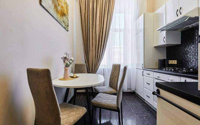 FlatStay Podyezdnoy 17 Apartments