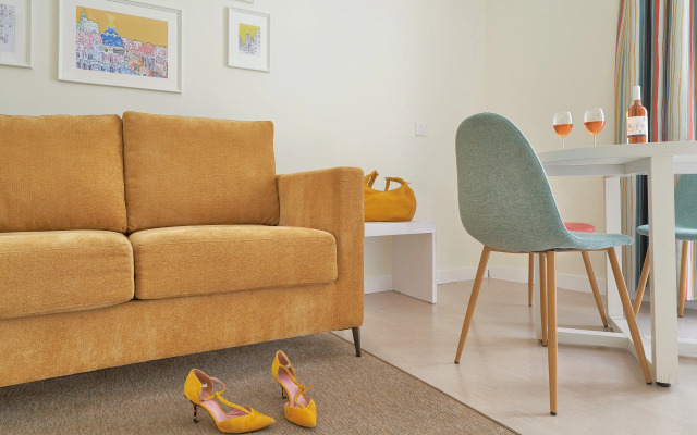 Blume Cruz Suites