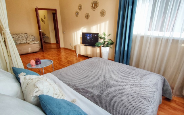 Апартаменты с Панорамным Видом на Екатеринбург