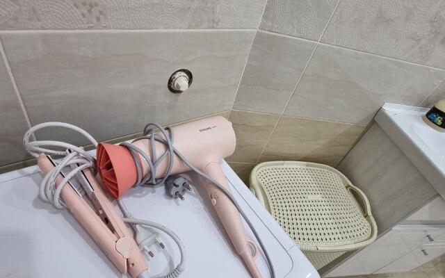 Uyutny Dom 210 Apartments