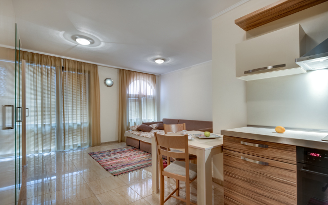 Esteban Apart-Hotel