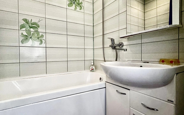 Апартаменты 51 Где Вас ждут Тепло Арктики на Маклакова, 52