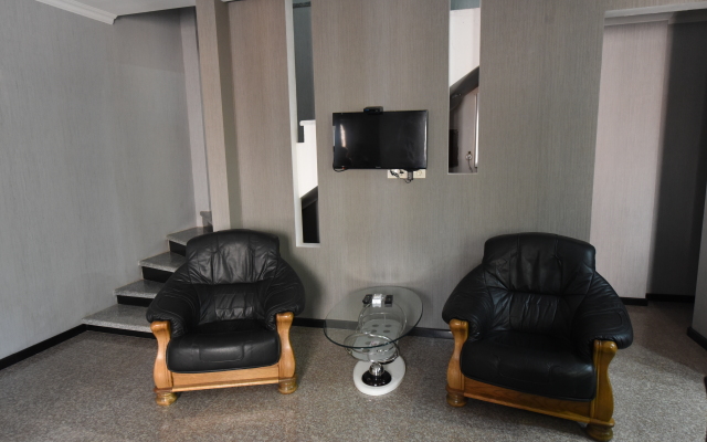 New House Apartments