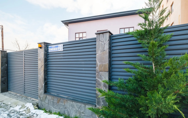 Lalebi Guest House