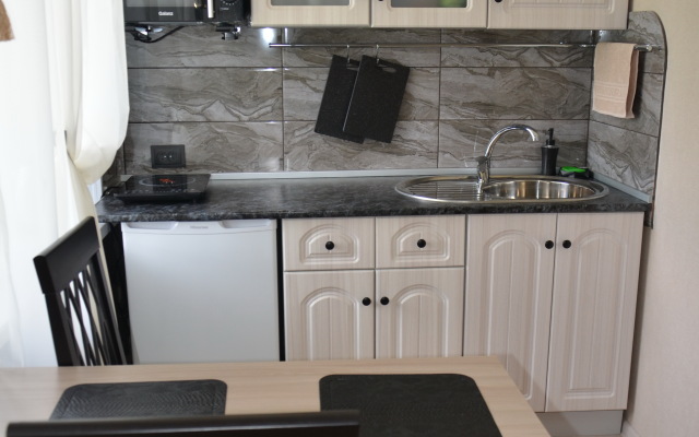 Bagira Na Prospekte 50 Let Oktyabrya 15/6 Apartments