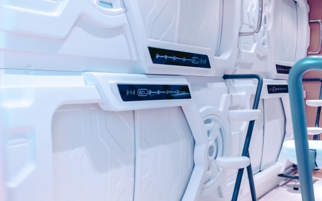Makura Capsule Hotel