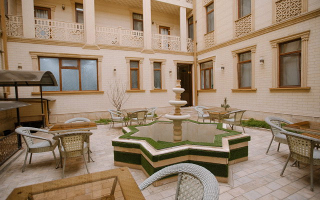 Hotel Dendi Plaza