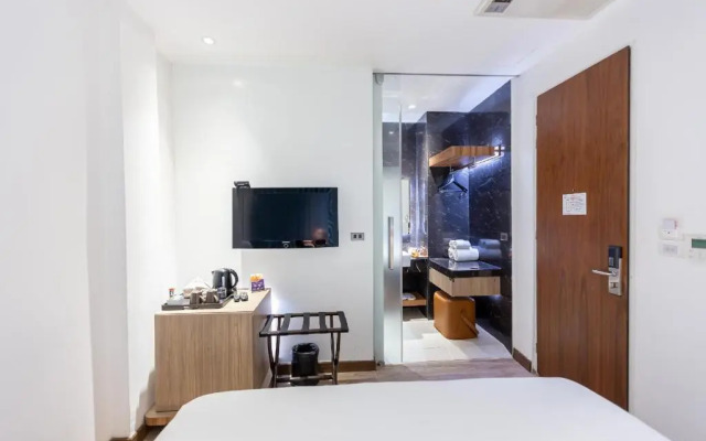 Hotel Uno Express