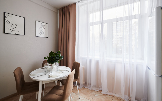 GM CHetverka novaya u Naberezhnoj Apartments