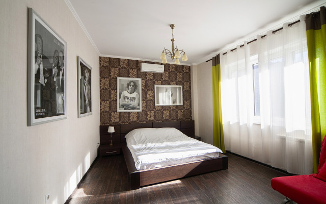 Апартаменты с джакузи и отдельной спальней