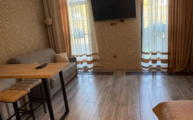 Okhta Provans V Zhivopisnom Kurortnom Meste Apartments