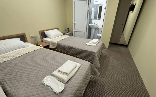 Amra Guest House