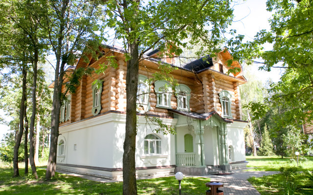Гостиница Русская Деревня