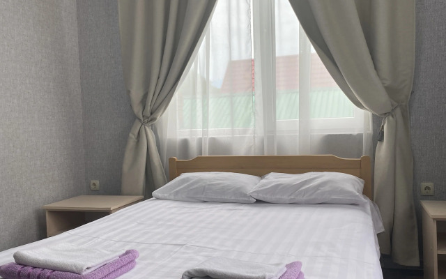 Argo Guest house