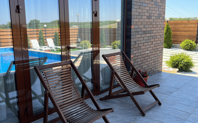 N2 Chetyre Sezona Guest house