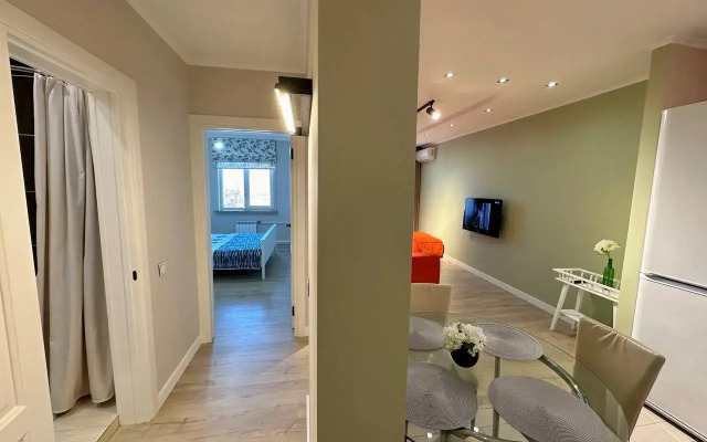 Ady Lebedevoy 47 Flat