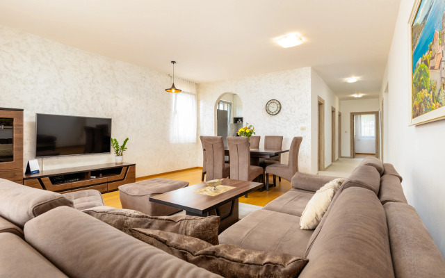 MS Katunjanin Apartment hotel