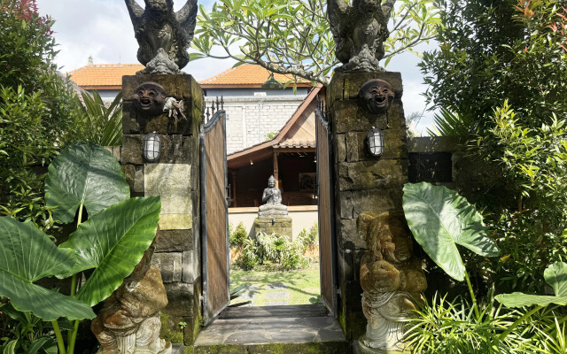 Бутик-отель Krishna Homestay by ArthouseBali