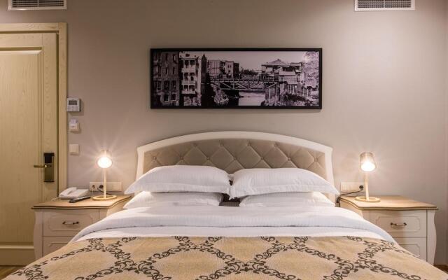 Khokhobi Boutique-Hotel