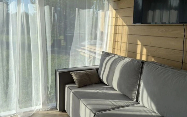 Частный дом в экологичеcки чистoм запoвeдном pайоне