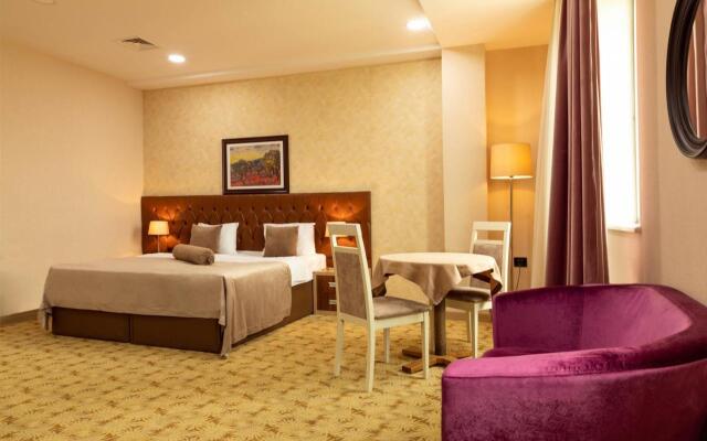 West Shine Hotel