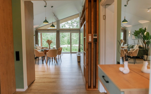Kottedzh 105m2 V Tikhom Lesu Private house