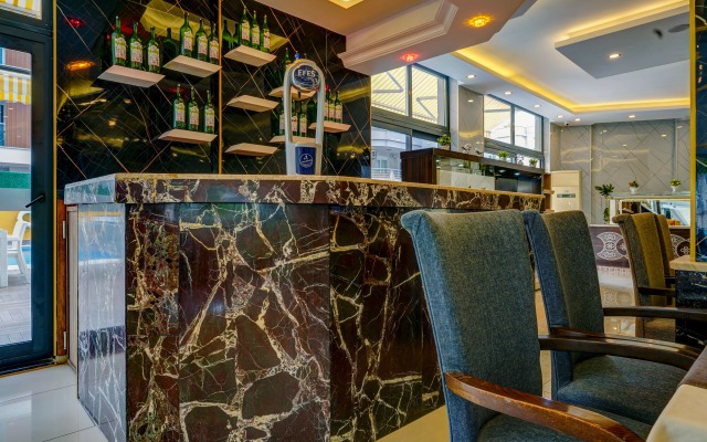 Kleopatra Arsi Hotel